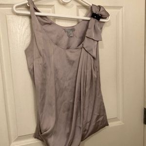 H&M top size 4. Good condition. Black sequin bow